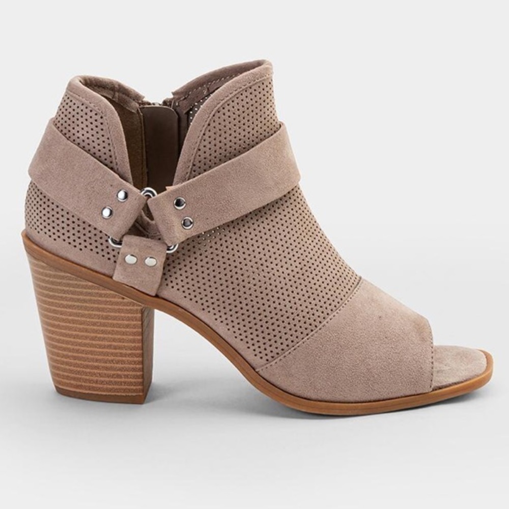 NEW Fergalicious Augustine taupe perforated bootie - Picture 2 of 5